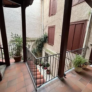 Apartment O