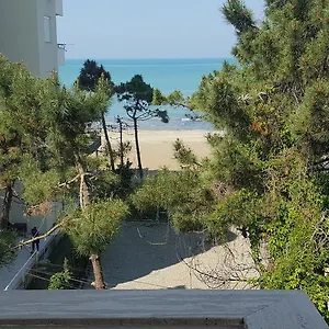 Arberia , Kryemedhej Албания